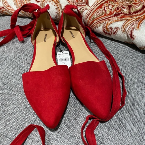 Express Shoes - Express Pointed Flats with Tie-Up Ankle Strap